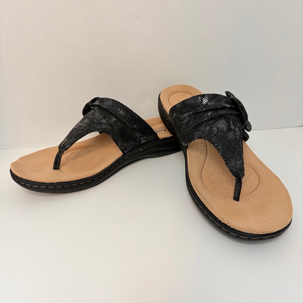 Clarks Laurieann Rae Black Snake Print Comfort Thong Sandals Womens 7.5